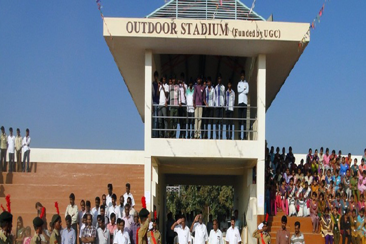 https://cache.careers360.mobi/media/colleges/social-media/media-gallery/7545/2018/10/18/Outdoor Stadium Of Gobi Arts and Science College Gobichettipalayam_Campus-View.jpg
